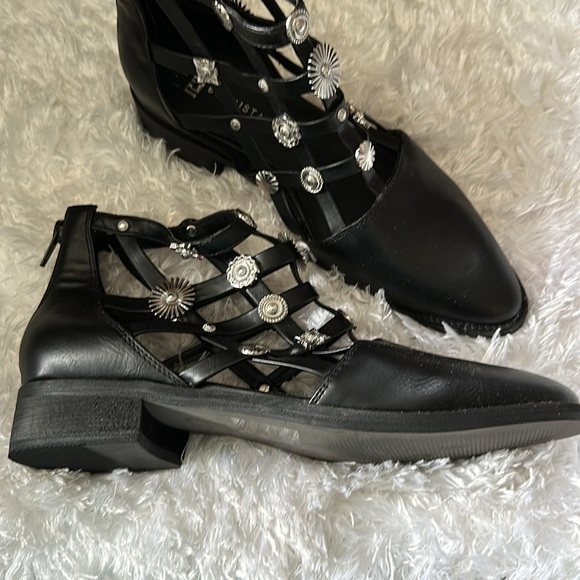 Booties by Miista - Picture 2 of 5